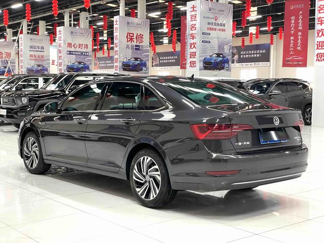 Volkswagen Jetta 2022, фото 14