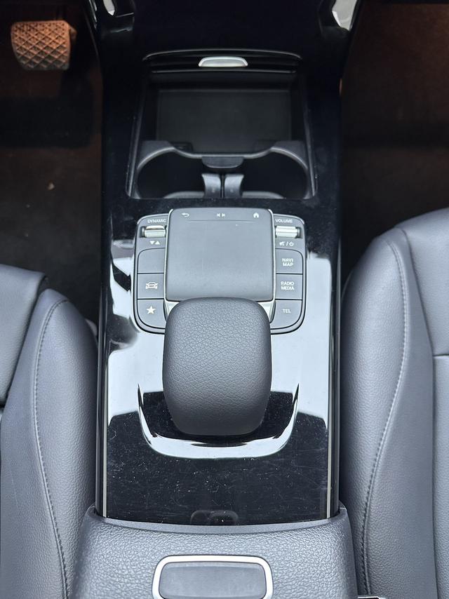 Mercedes-Benz A-Class 2022, фото 16