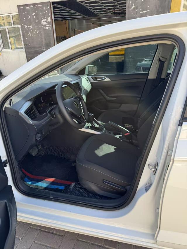 Volkswagen Polo 2023, фото 8