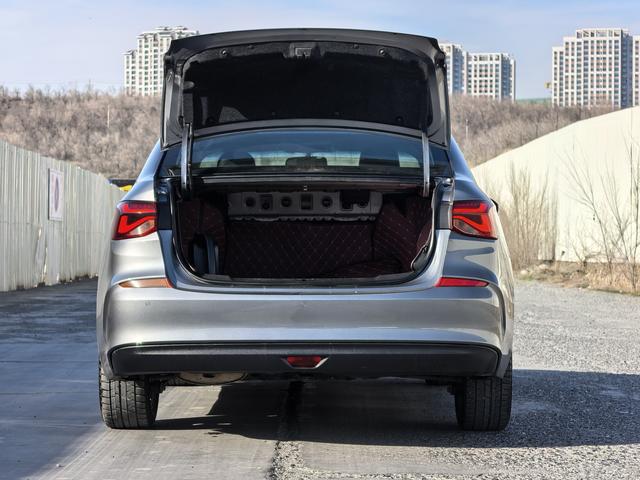 Chevrolet Onix 2021, фото 15