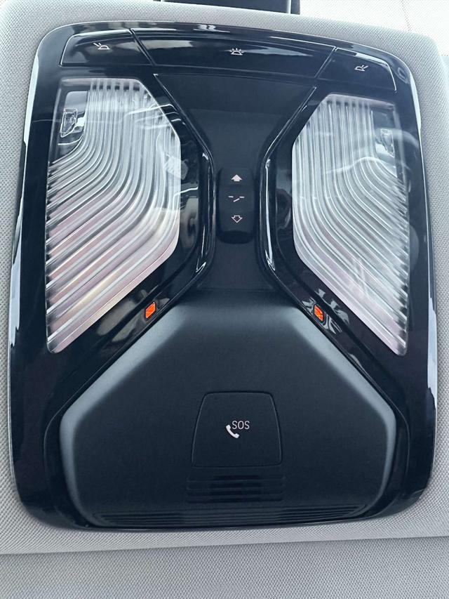 BMW 3 2023, фото 22