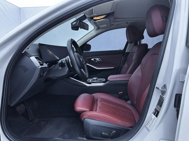 BMW 3 2023, фото 24