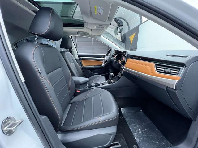 Volkswagen Bora 2023, фото 16