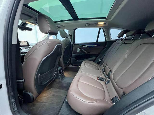 BMW X1 2021, фото 17