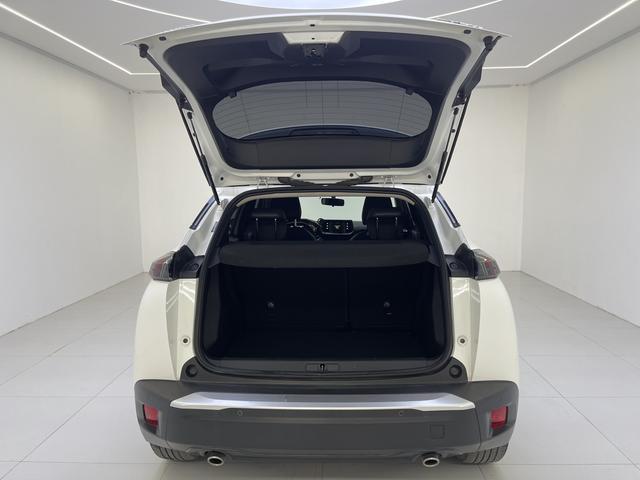 Peugeot 2008 2022, фото 15