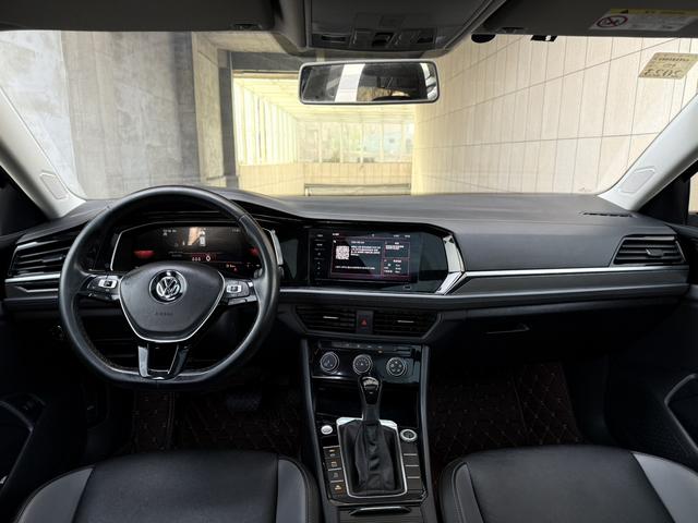 Volkswagen Jetta 2021, фото 5