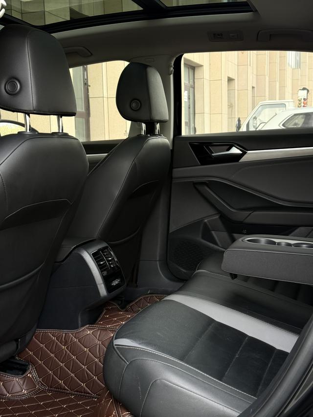 Volkswagen Jetta 2021, фото 6