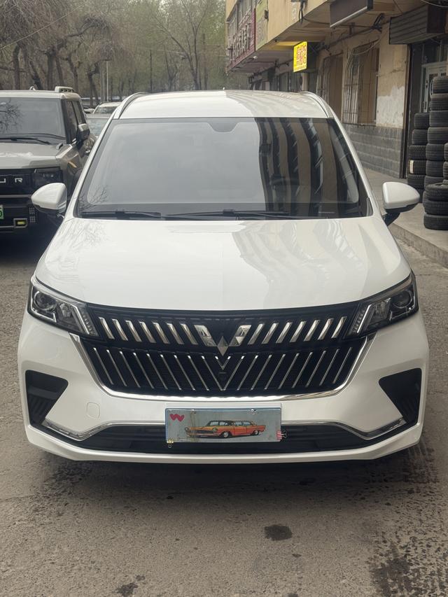 Wuling Jiachen 2022, фото 2