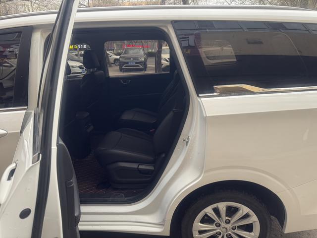 Wuling Jiachen 2022, фото 8
