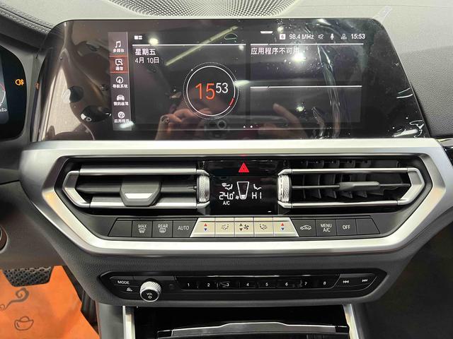 BMW 3 2022, фото 13