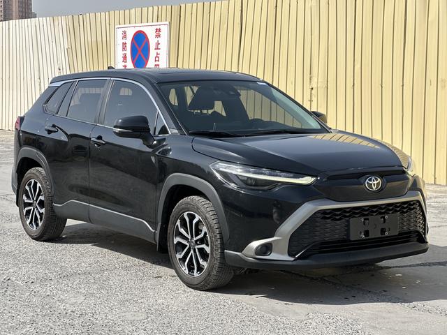Toyota RAV4 2022, фото 3