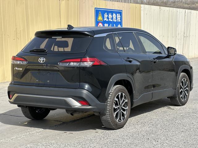 Toyota RAV4 2022, фото 7