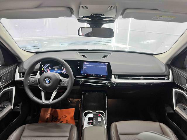 BMW X1 2023, фото 17