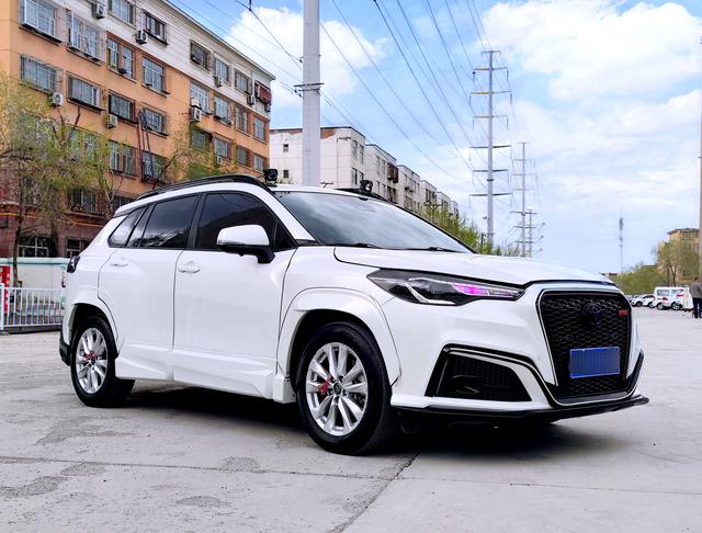 Toyota Corolla Cross 2024, фото 3