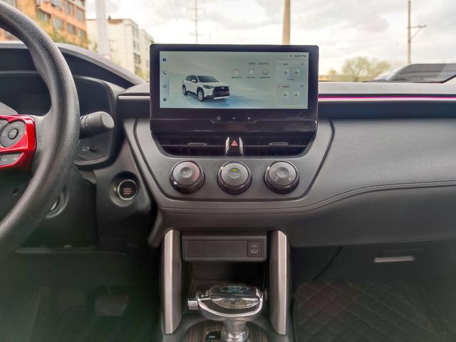 Toyota Corolla Cross 2024, фото 13