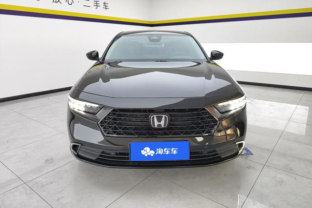 Honda Accord 2023, фото 3
