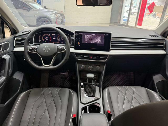 Volkswagen Tiguan 2023, фото 14