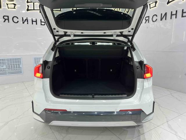 BMW X1 2023, фото 17