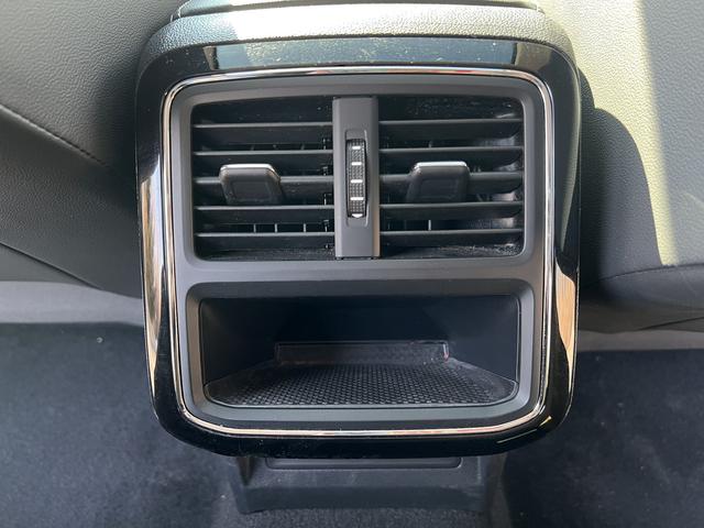 Volkswagen Passat 2023, фото 16