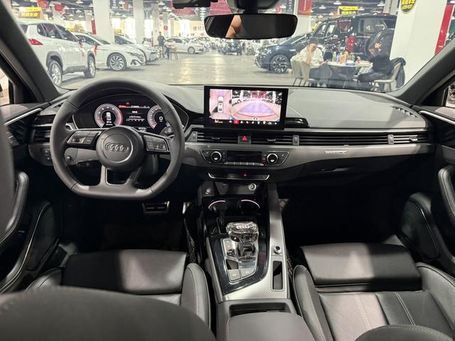 Audi A4L 2024, фото 6