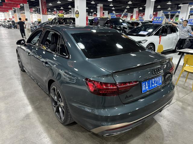 Audi A4L 2024, фото 9