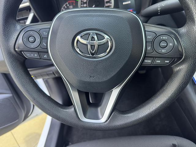 Toyota Corolla 2022, фото 16