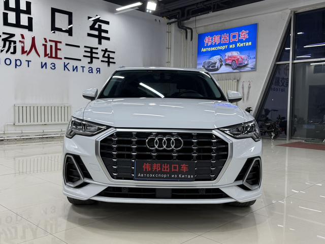 Audi Q3 2022, фото 2