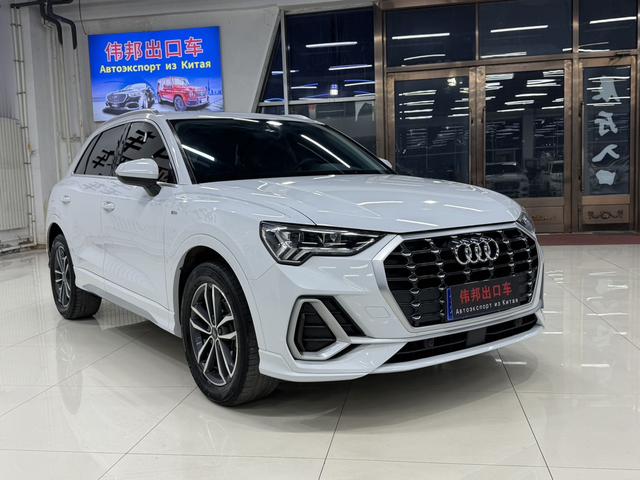 Audi Q3 2022, фото 3