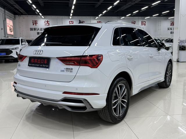 Audi Q3 2022, фото 6
