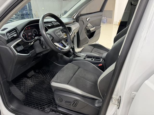 Audi Q3 2022, фото 7