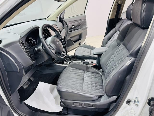 Mitsubishi Outlander 2021, фото 4
