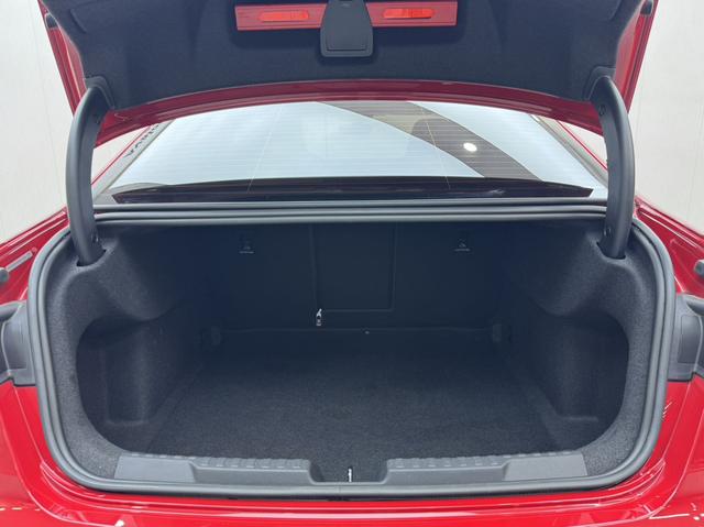 Audi A3 2022, фото 17