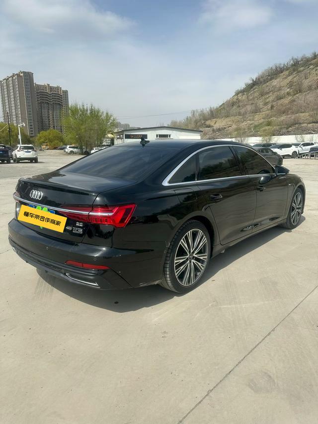 Audi A6L 2022, фото 4