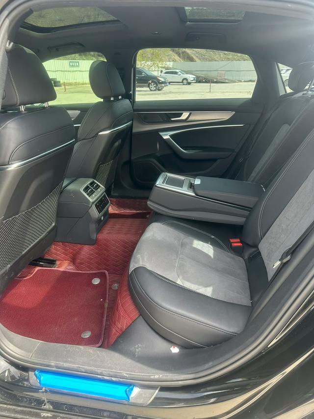 Audi A6L 2022, фото 9