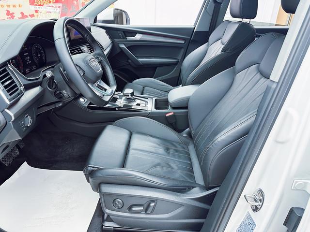 Audi Q5L 2022, фото 4