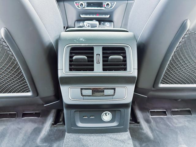 Audi Q5L 2022, фото 12