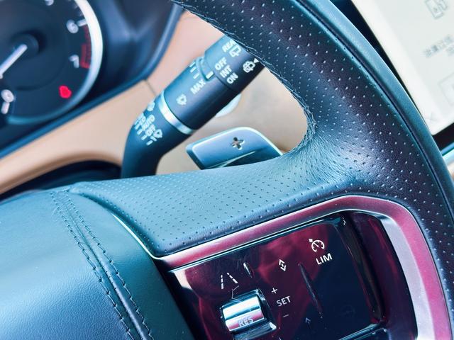 Land Rover Velar 2023, фото 14