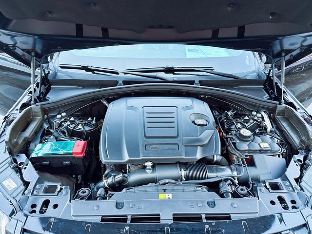 Land Rover Velar 2023, фото 17