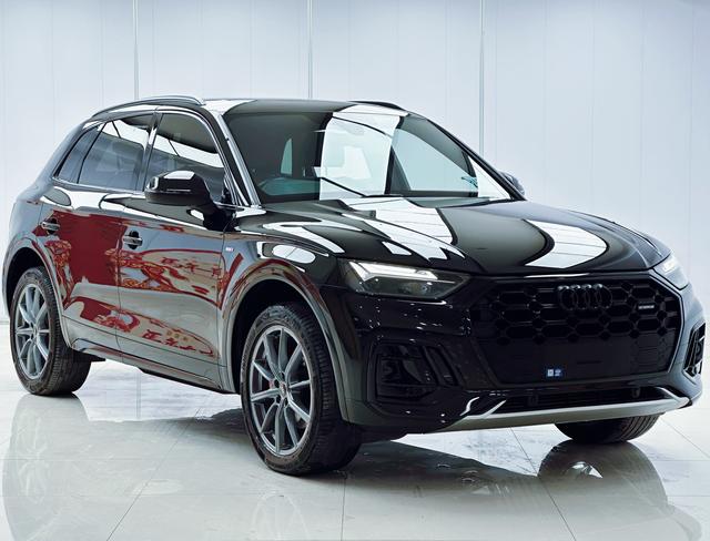 Audi Q5L 2023, фото 3