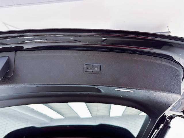 Audi Q5L 2023, фото 16