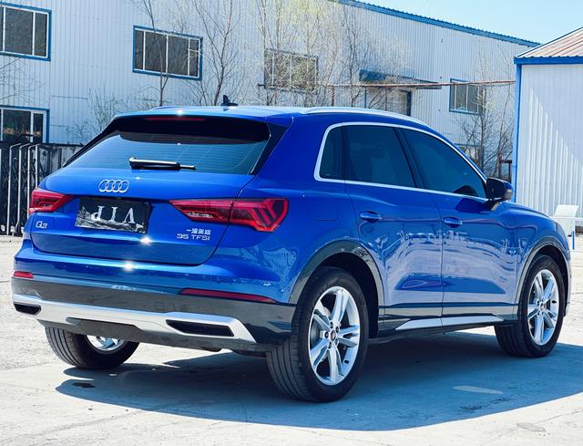 Audi Q3 2021, фото 2