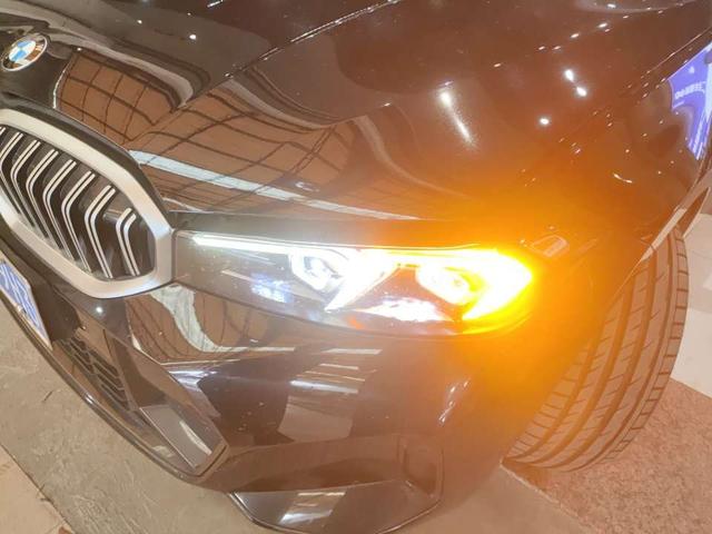 BMW 3 2023, фото 10