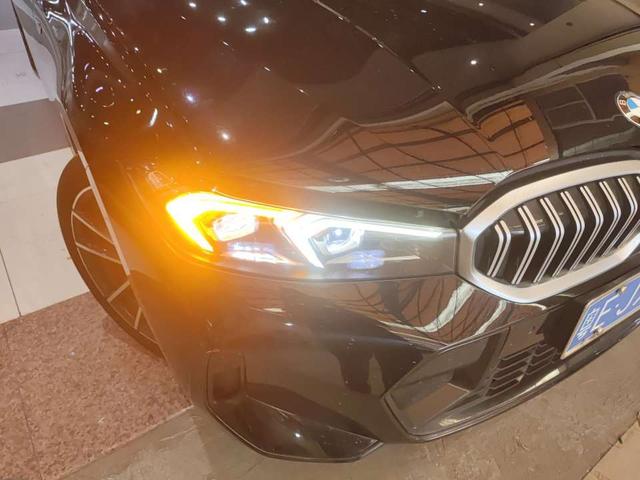 BMW 3 2023, фото 12