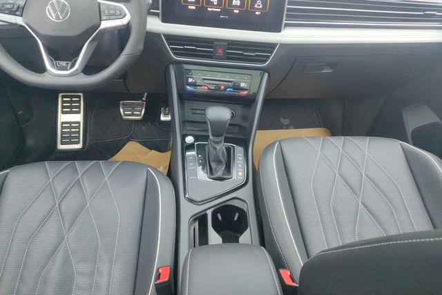 Volkswagen Tiguan 2024, фото 16