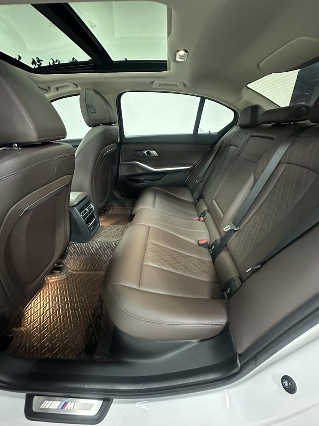 BMW 3 2023, фото 9
