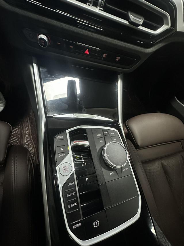 BMW 3 2023, фото 17
