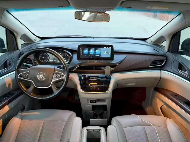 Buick GL8 2023, фото 6