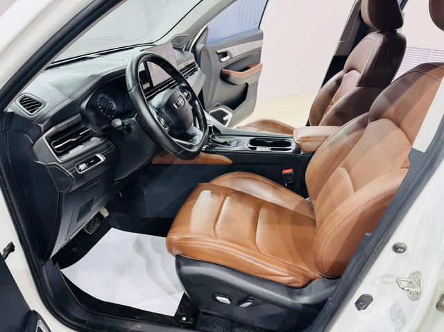 Geely Emgrand X6 2021, фото 5