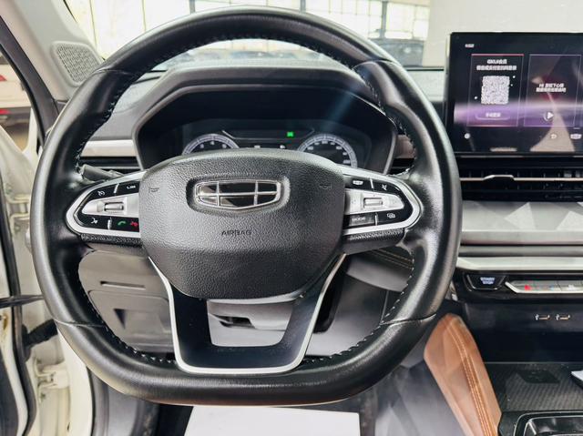 Geely Emgrand X6 2021, фото 9