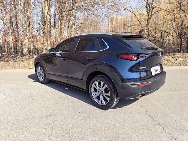 Mazda CX-30 2022, фото 4